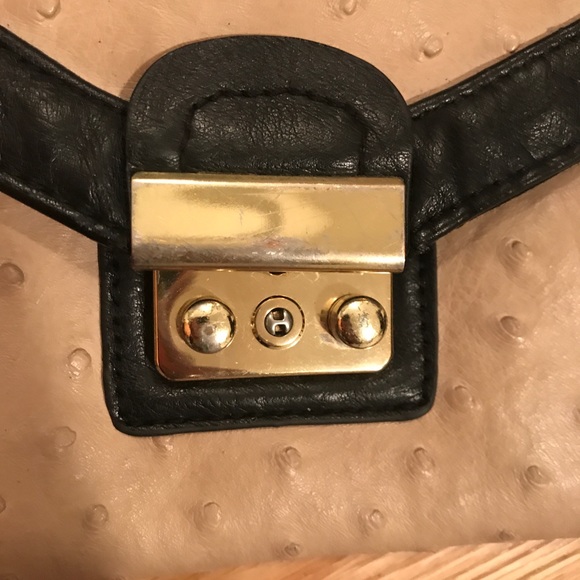 Aldo cross over clutch - Picture 7 of 8